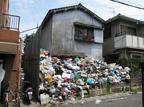 大阪でゴミ屋敷片付け