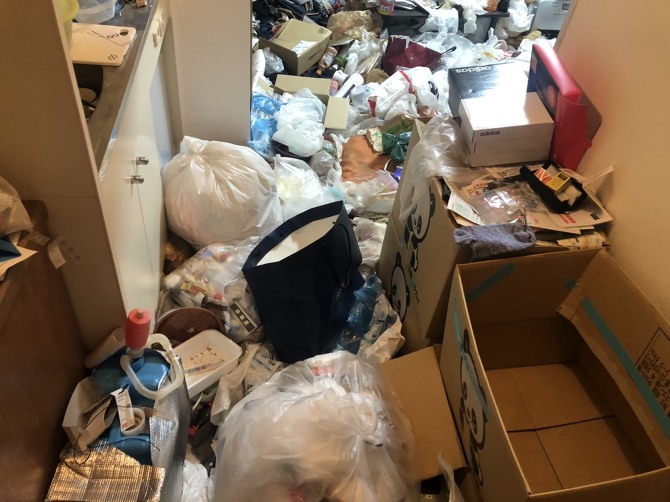 高槻市でゴミ屋敷片付け